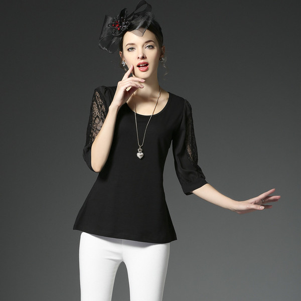 Plus Size Hook Flowers Half Sleeve T Shirt Design